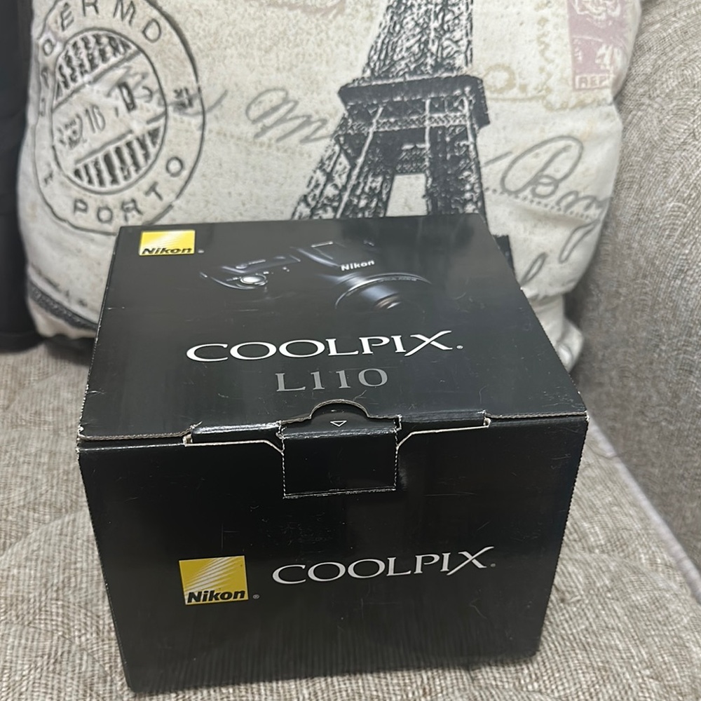 🌸 NWT Nikon COOLPIX L110 Camera Box